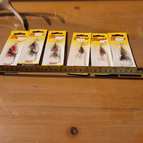 Mepps lure package. - Picture 5 of 8